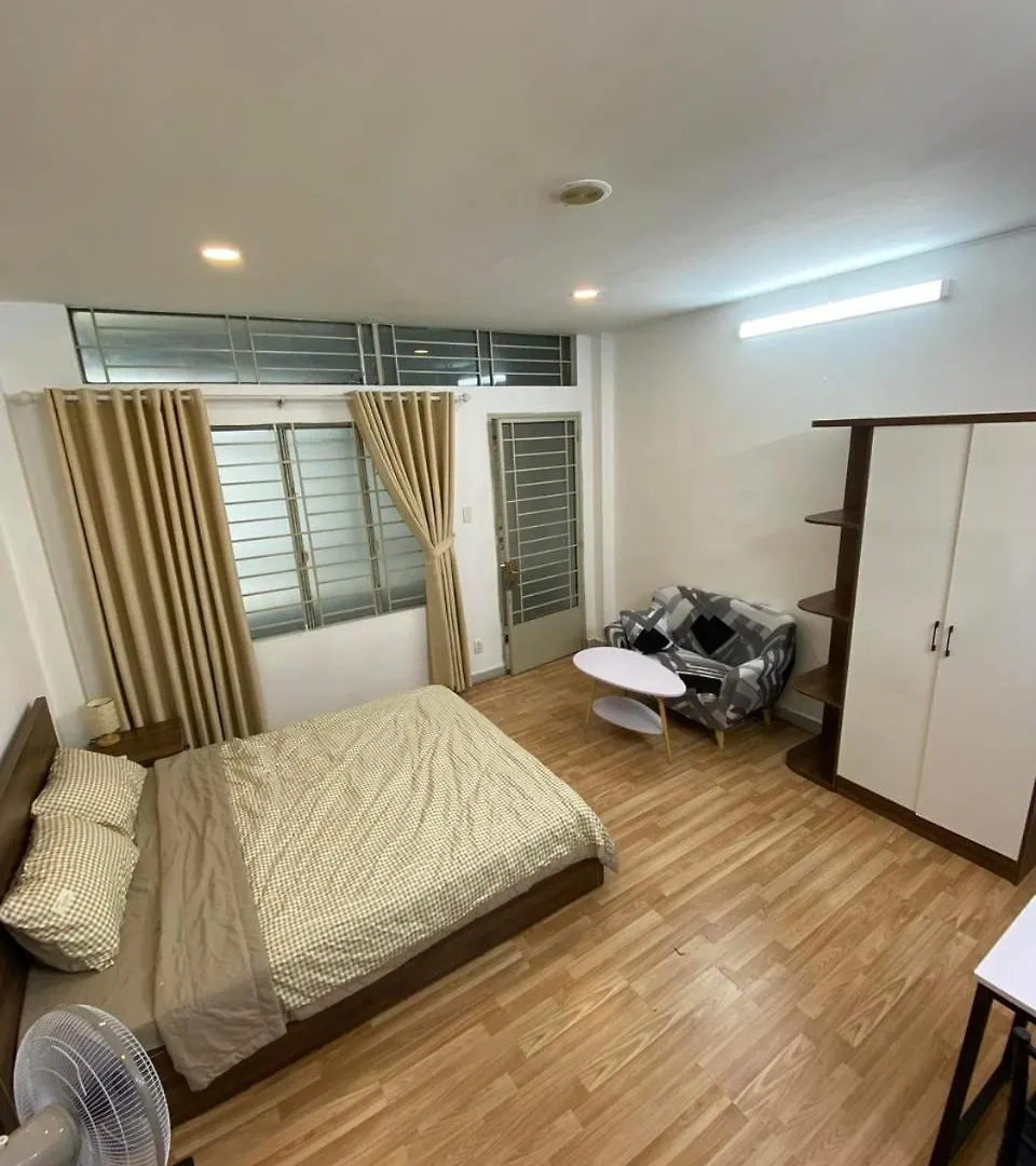 Bin Home Near Airport Ho Chi Minh City Homestay